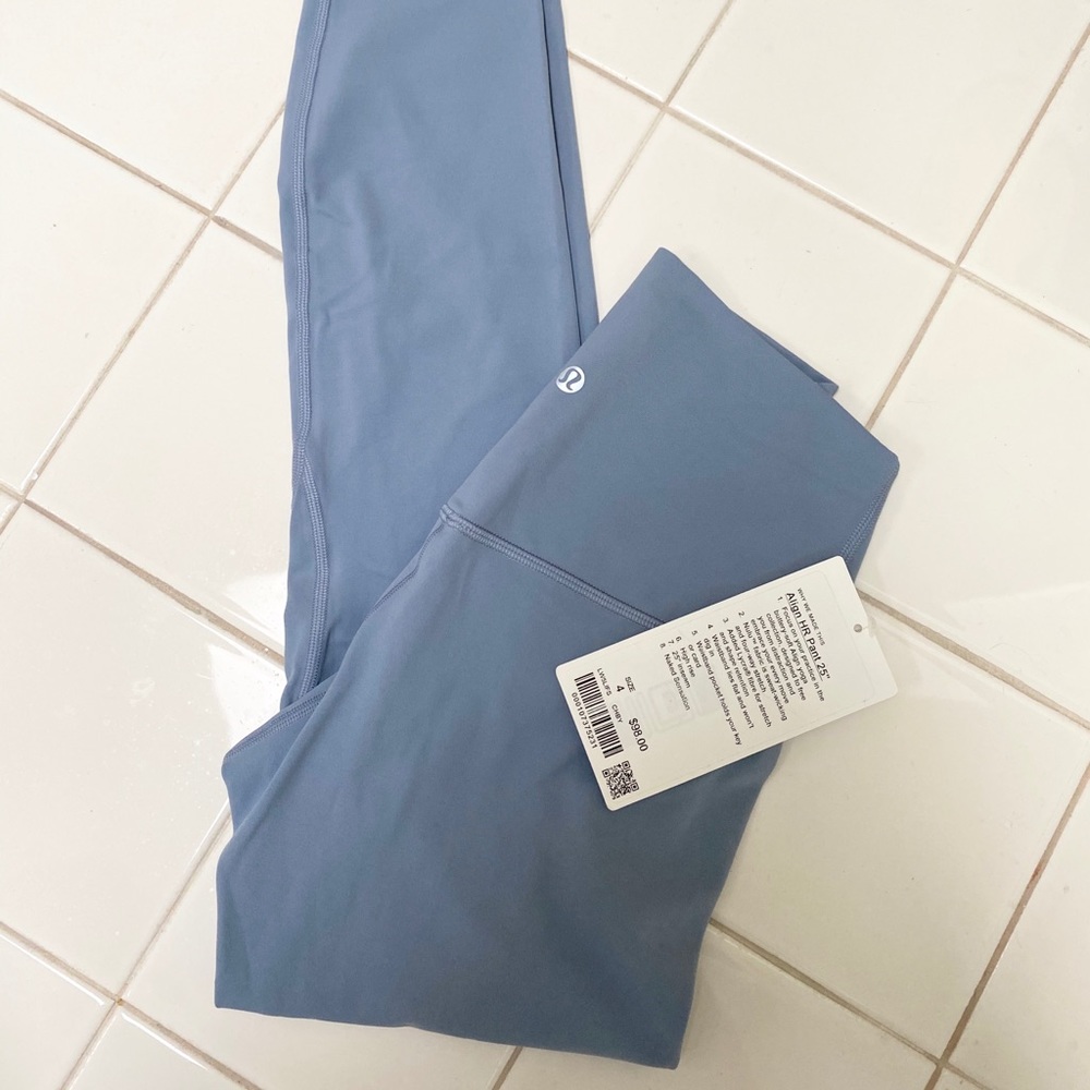 NWT Lululemon Align 25”